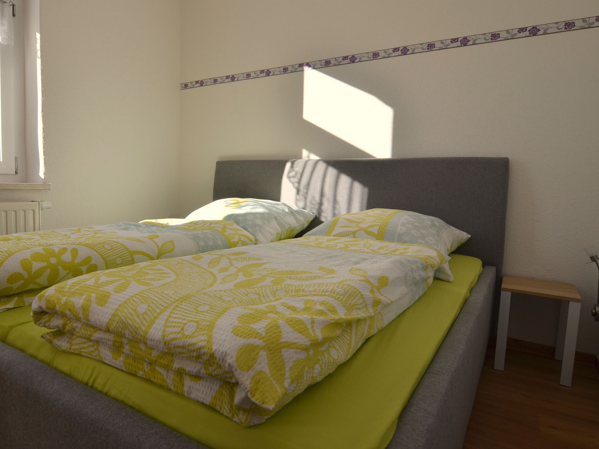 3 Schlafzimmer, individuell eingerichtet, Bettwäsche