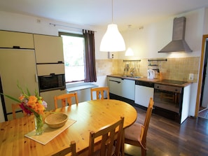 House | Dining