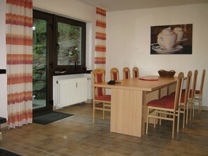Dining - Homey Apartment in Immerath With Sauna (Immerath)