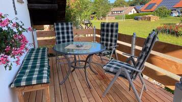 Căn hộ | Ban công