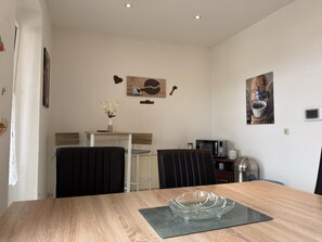 Departamento | Cocina privada | Tostadora y periquera 