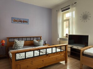 Apartment | 2 bedrooms, bed sheets - Spacious Apartment in Ballenstedt Harz near Lake (Ballenstedt)