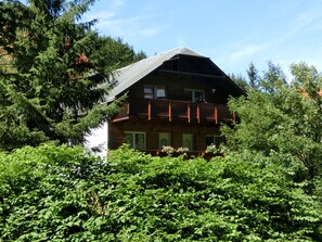 Apartment | Exterior - Spacious Stay Near Trails (Masserberg)