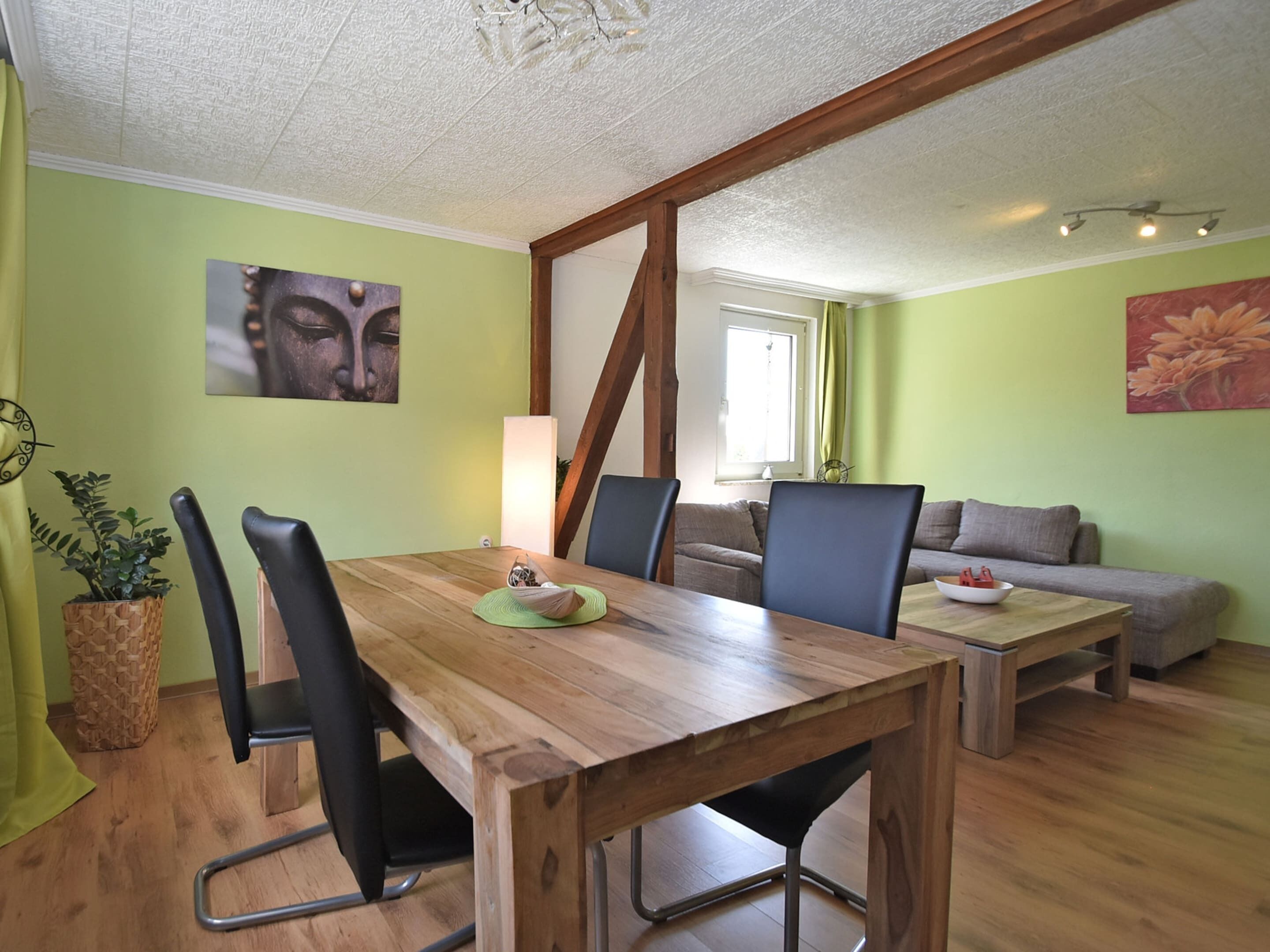 Apartment | Dining