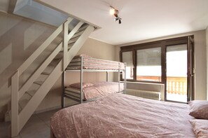 Apartamento | 1 dormitorio, mobiliario individual, ropa de cama