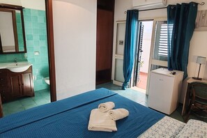 1 camera, Wi-Fi, lenzuola