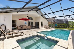 House | 4 bedrooms, desk, iron/ironing board, free WiFi - Lovely 4 Bedroom, 3.5 Bath Home With South Facing Pool and spa - 521 (Davenport)