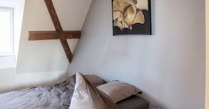 3 bedrooms, desk, iron/ironing board, travel cot - Homerez - Apt fireplace Eguisheim (Eguisheim)