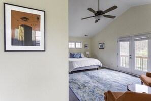 3 chambres, fer et planche à repasser, Wi-Fi, draps fournis