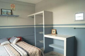 Hypo-allergenic bedding, down comforters, individually furnished, desk - La Casa Azul (Xalapa)