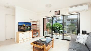 Căn hộ | Khu phòng khách | TV màn hình phẳng