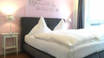 2 bedrooms, free WiFi, bed sheets