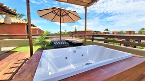 Chalet Premium | Bain à remous privé