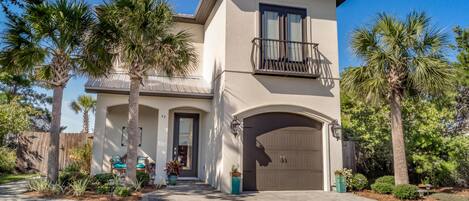 المنشأة من الخارج