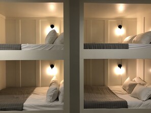 3 間睡房、熨斗/熨衫板、可攜式嬰兒床、免費 Wi-Fi