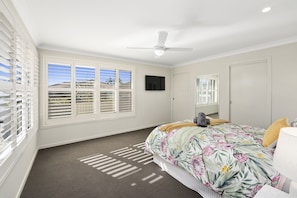 House | View from room - Guest House on Guy (Forster)