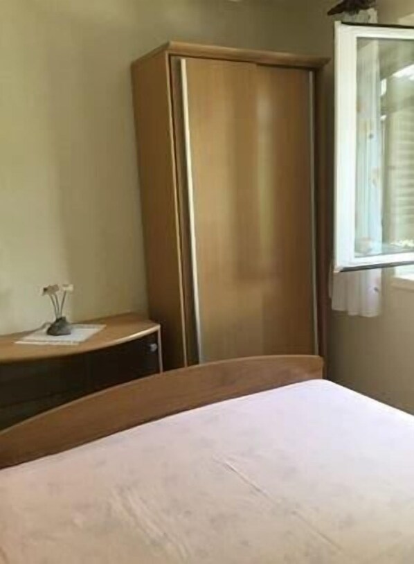 2 bedrooms, WiFi, bed sheets - Apartments Merica - Comfort Two-Bedroom Apartment with Garden View (Supetar)