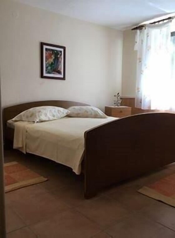 2 habitaciones, internet y ropa de cama 