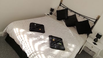 雙人房, 1 張標準雙人床 (1 Adult and 1 Child) | 獨特設計、獨特裝修、書桌、遮光窗簾/窗簾