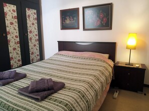 1 bedroom, iron/ironing board, WiFi, bed sheets - Cosy Penthouse (up to 6 guests) in the City Centre! (Thessaloniki)
