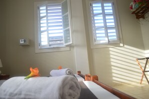 Chambre Triple, salle de bains privée