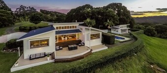 Byrons Brae - luxury hinterland estate with pool