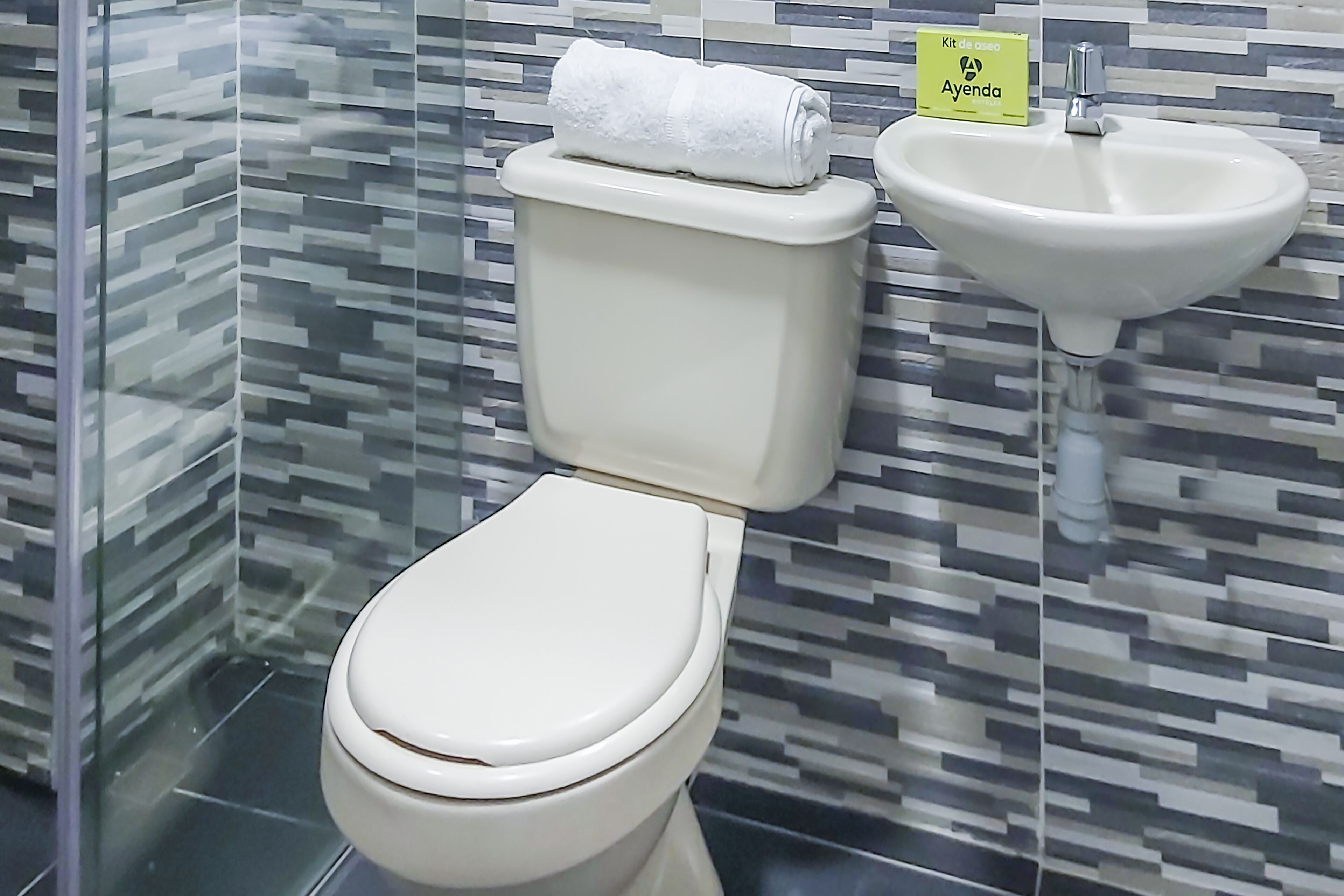 Photo - Hotel Los Maderos