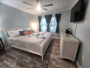 2 chambres, bureau, fer et planche à repasser, Wi-Fi gratuit