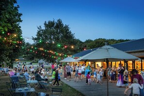 Terrace/patio - Huttopia Baie du Mont Saint Michel (Baguer-Pican)
