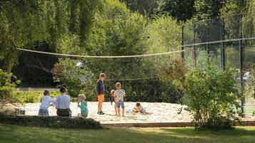 Children's play area - outdoor