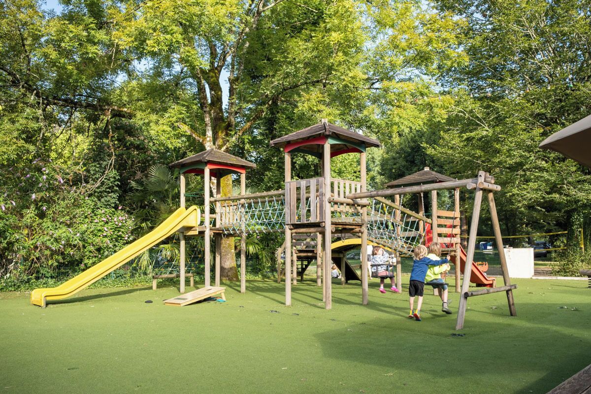 Children’s play area – outdoor