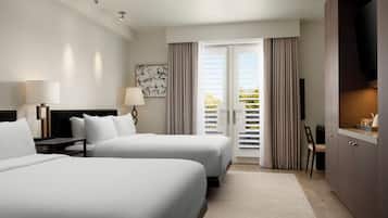 Room, 2 Queen Beds, City View