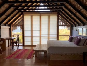 1 bedroom, desk, WiFi, bed sheets