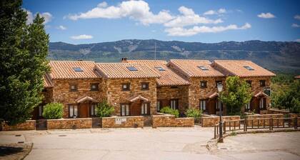 In the Becea house you can enjoy a large terrace with barbecue and a small front patio