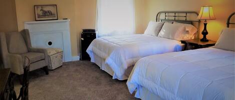 1 habitación, ropa de cama de alta calidad, escritorio y wifi