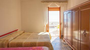 3 chambres, lit parapluie, Wi-Fi gratuit, draps fournis