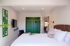 2 Schlafzimmer, Schreibtisch, Bügeleisen/Bügelbrett, WLAN