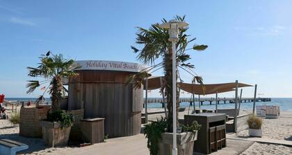 Beautiful apartment in villa for 10 people with WIFI, hot tub, TV, terrace and pets allowed