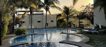 Ocean View Condo with Private Roof Top Patio