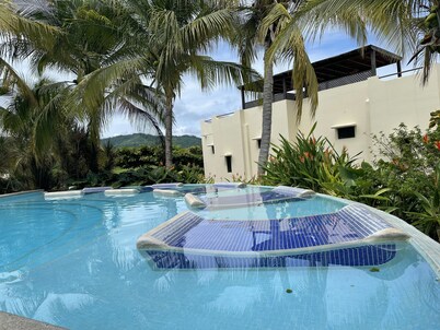  Ocean View Condo with Private Roof Top Patio