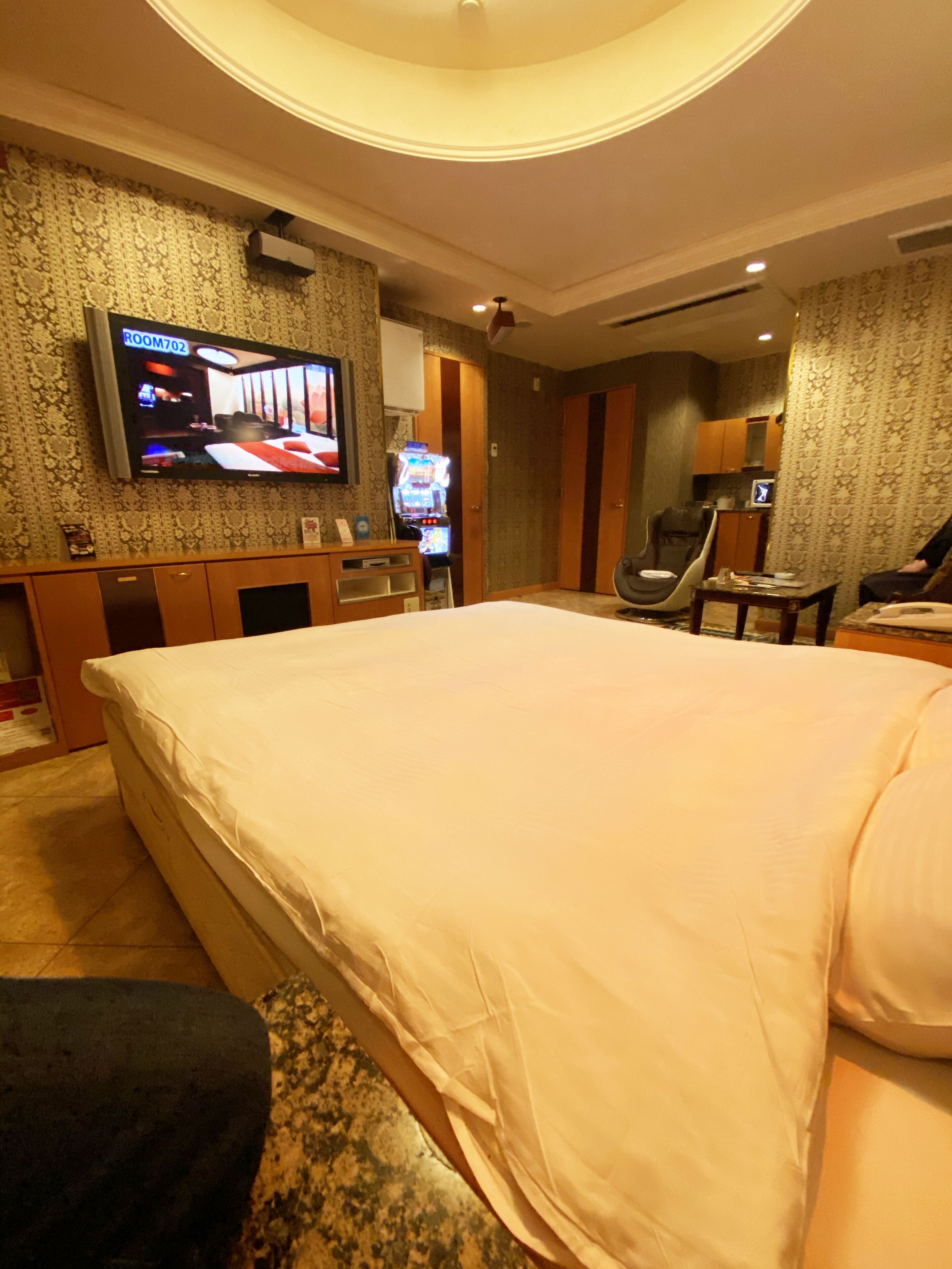 Queen Room, Run of House | Down comforters, blackout drapes, soundproofing, free WiFi