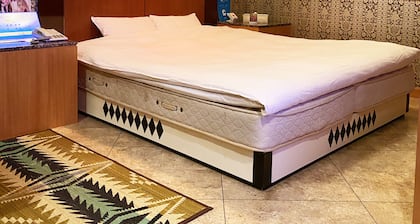 Hotel Venus Ritz - Adults Only