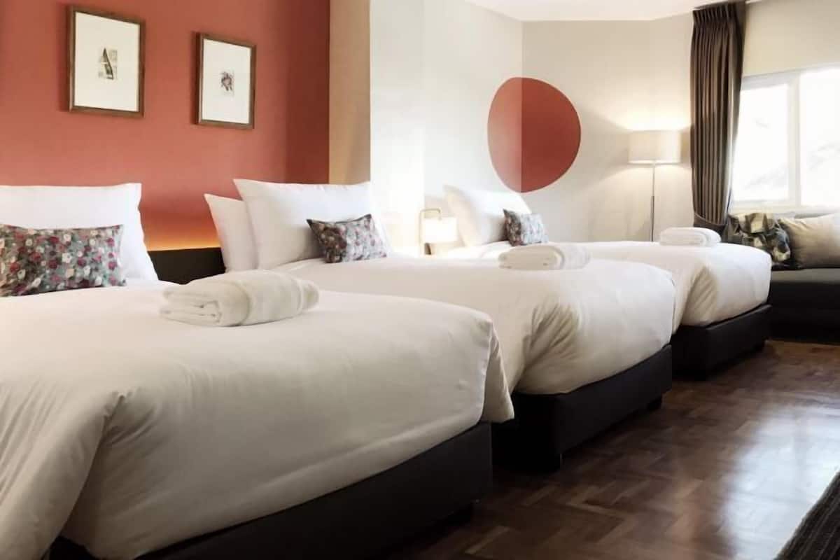 2 camere, biancheria da letto di alta qualità, copriletto in piuma
