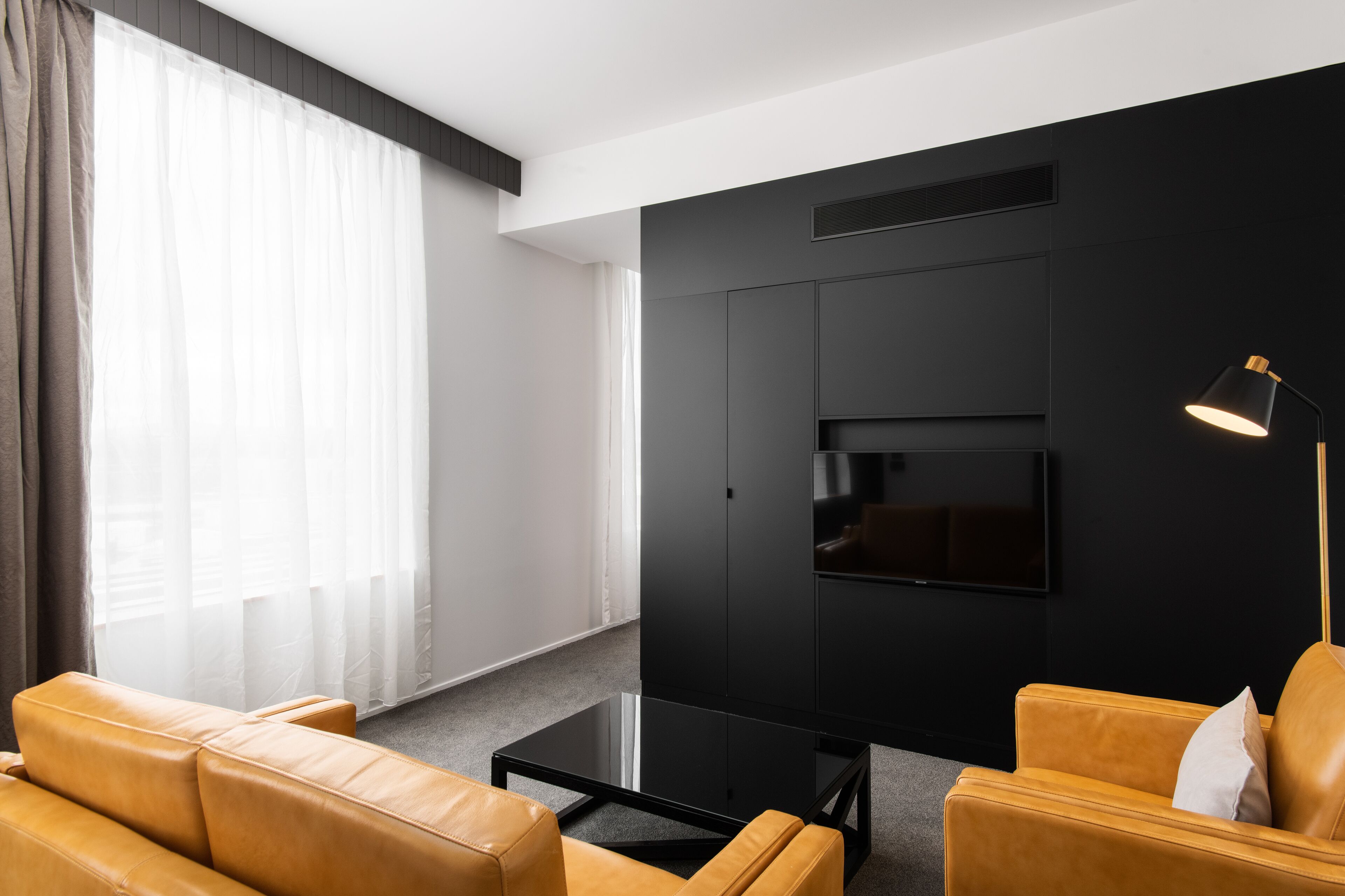 verge ultimate | living area | 50-inch smart tv with digital channels, tv, streaming services