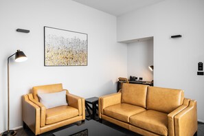 Verge Ultimate | Living area - Hotel Verge Launceston (Launceston)