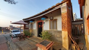 Front of property - Take a Break B&B - Hostel (Jincheng)