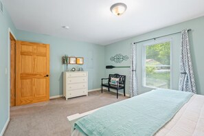 3 bedrooms, WiFi, bed sheets