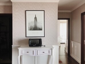 Interior - NEW Clean & Luxurious 2BD Apt in Business District +Kuningan City Mall Access (Jakarta Selatan)