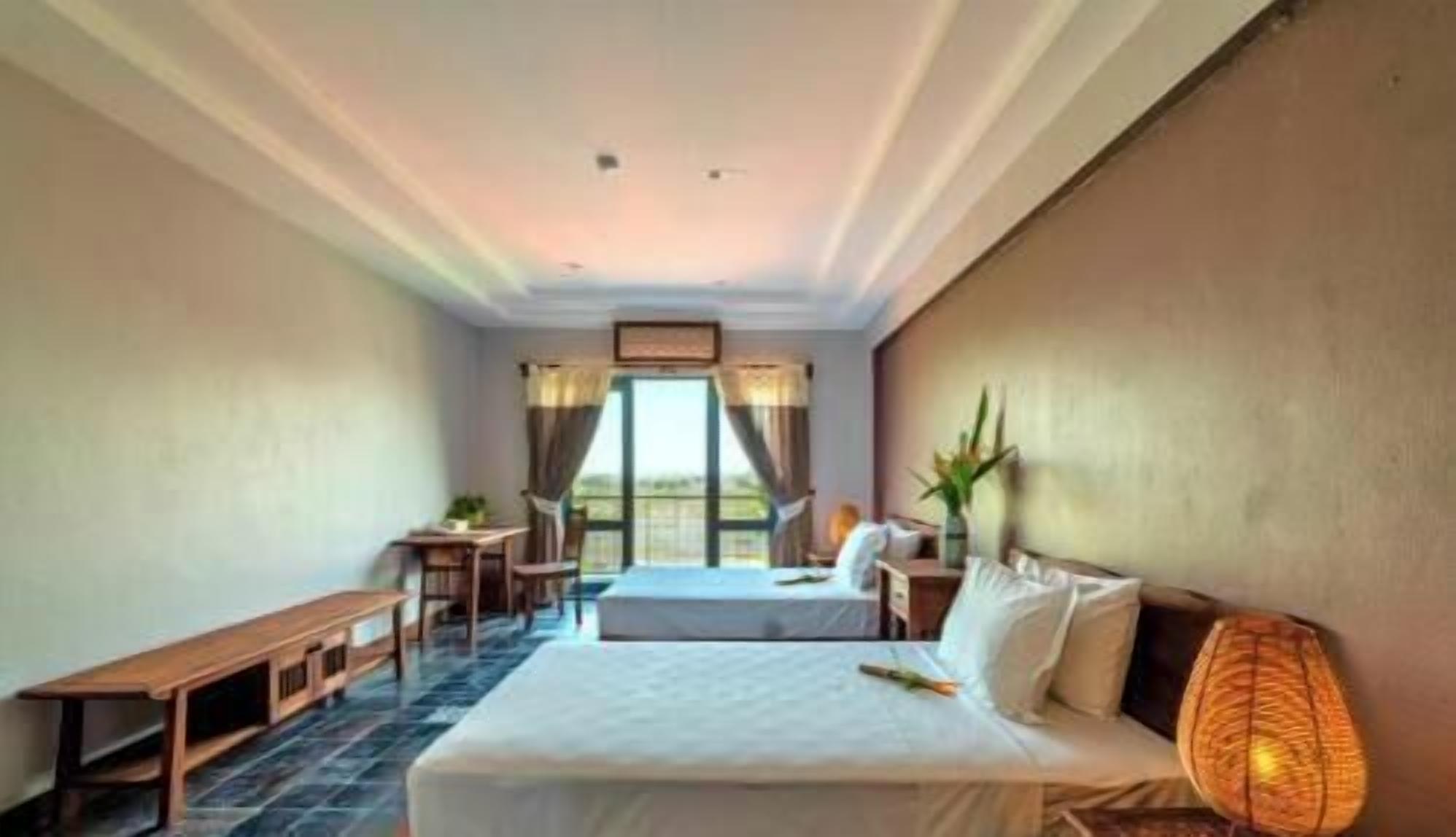 Minibar, in-room safe, desk, blackout drapes