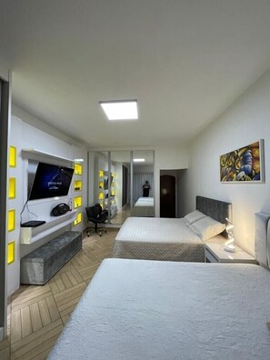 4 bedrooms, iron/ironing board, free WiFi
